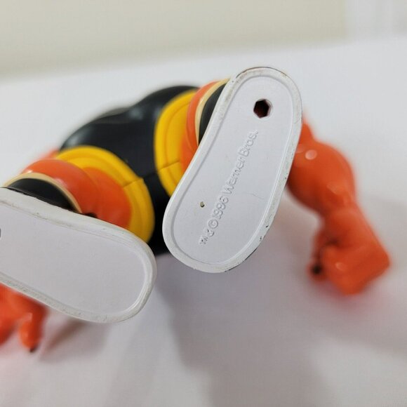 Space Jams figure 1996 Warner Bros MONSTARS Pound Alien Orange 0 basketball - Picture 3 of 4